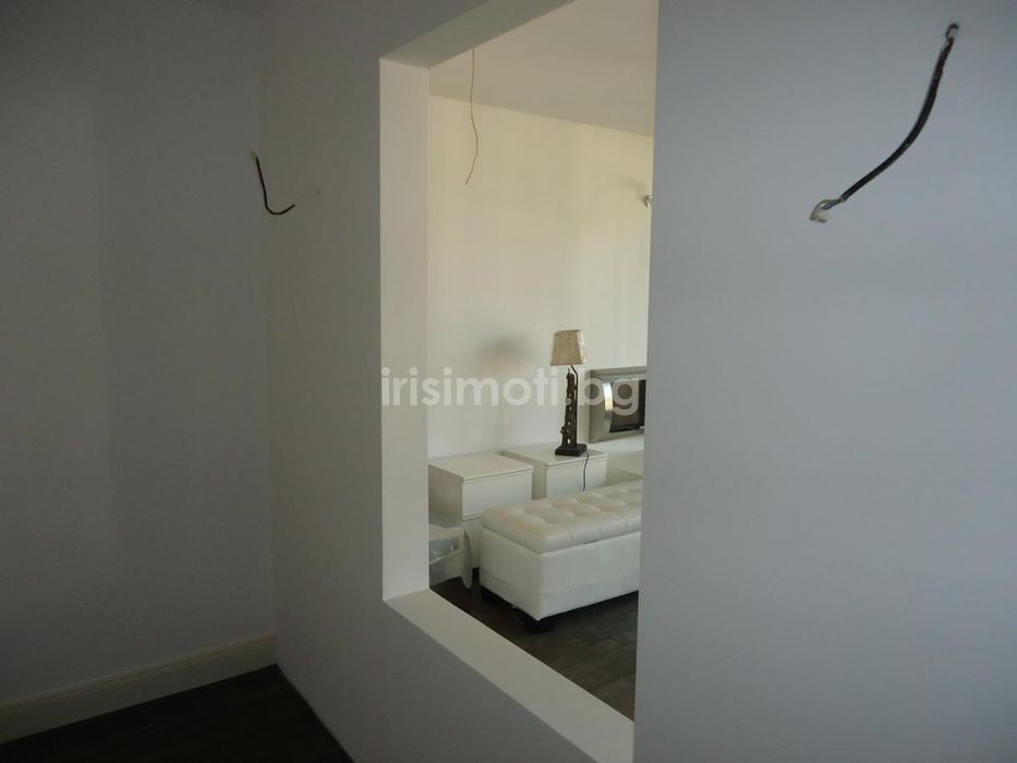 Продава се Двустаен апартамент в София, Изток - 70 кв.м за 2058 €/кв.м - Снимка #6
