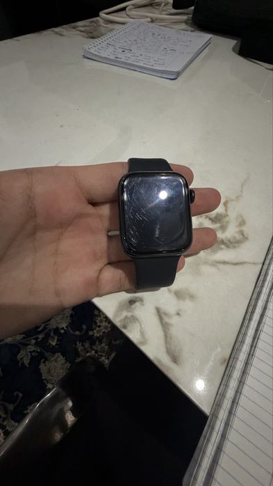 Apple watch se 44мм