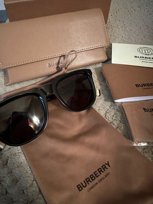 Vand ochelari de soare unisex originali Burberry