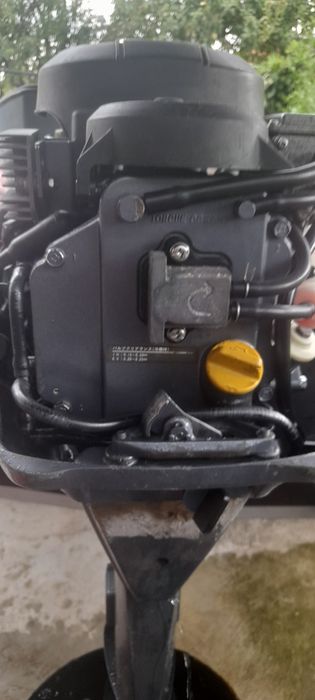 Продавам Ямаха 4т. С ел стартер и алтернатор.Мотола е с дълъг ботуш.