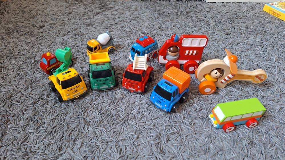 Механични колички  plantoys, dickey toys