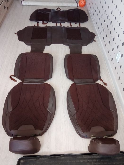 Продам Б/у авто чехлы 15000.