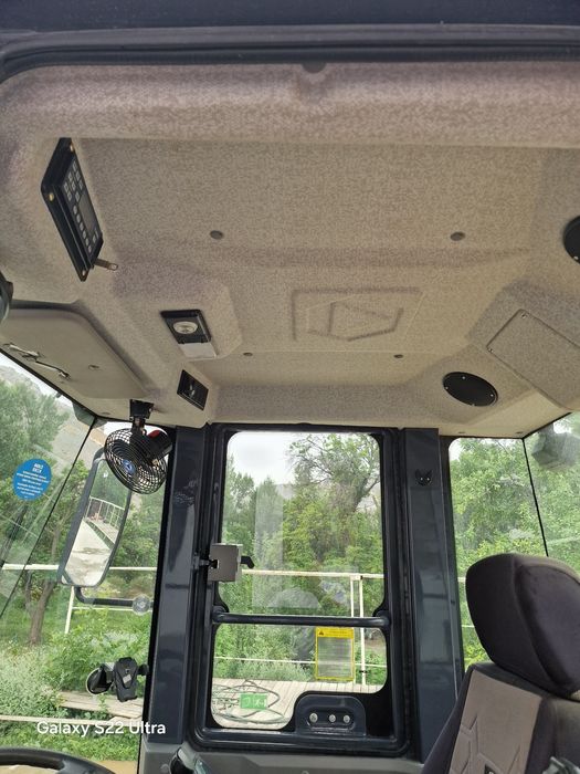 XCMG  330 kz pogruzchik