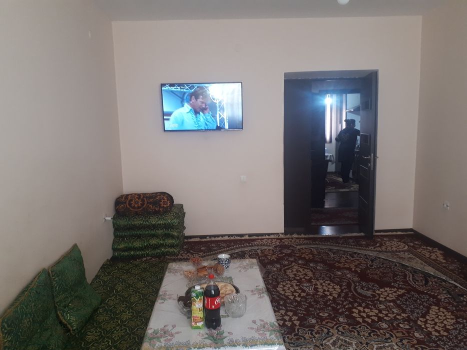 Вокзал ёнида 3 хонали квартира ижарага барилади.