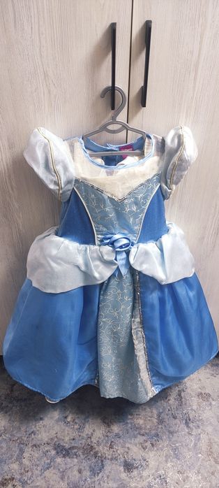 Сдам в аренду платье Белоснежки