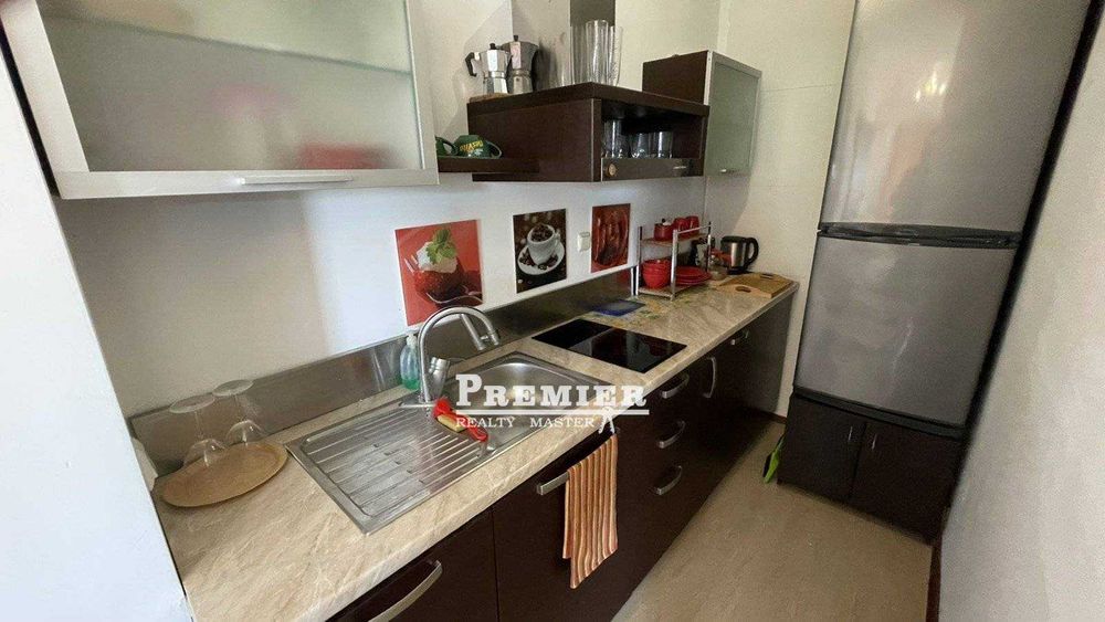 Предлагаме за продажба  тристаен апартамент в района на Чолакова чешма