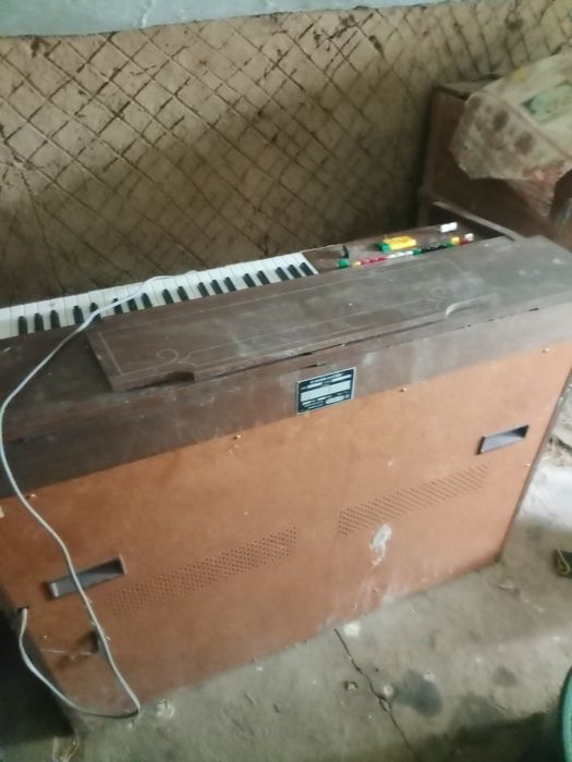 Pianina Yamaha pian