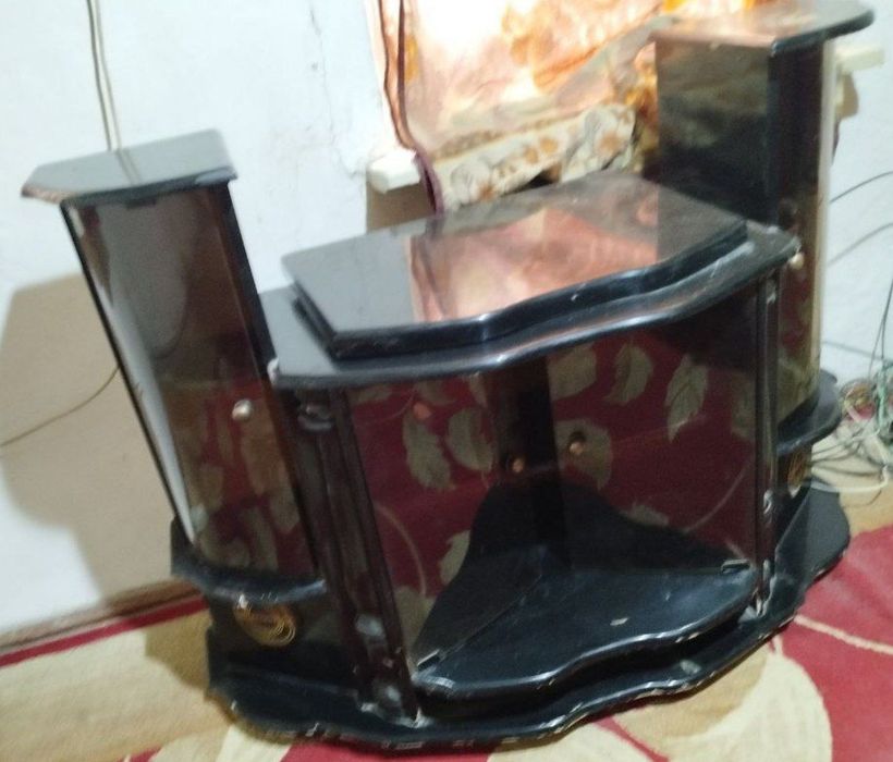 Телевизор қўйиш учун б/у