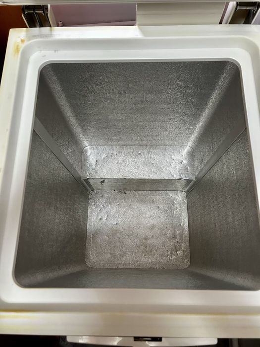 Vand Lada Frigorifică Whirlpool