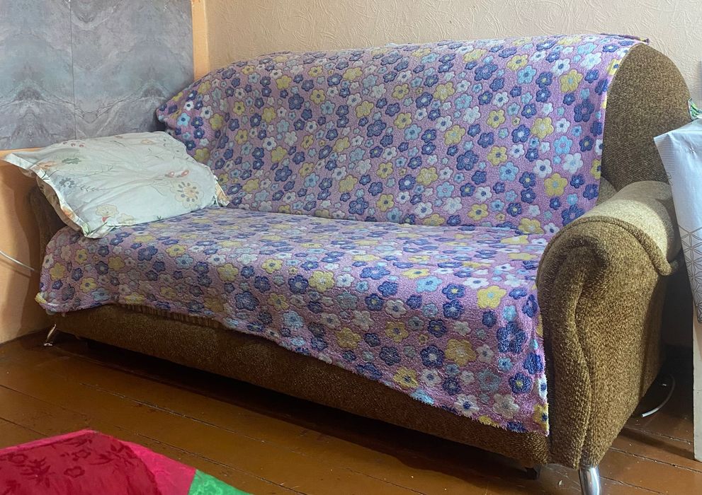 2 диван  хороший  вместе 25 к
