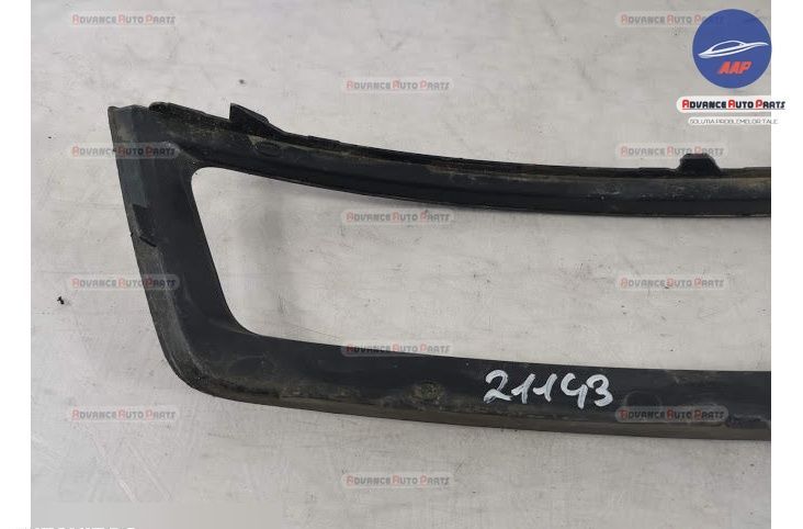 Шкода Рапид / Skoda Rapid 1 [Оригинална лява решетка на фар]