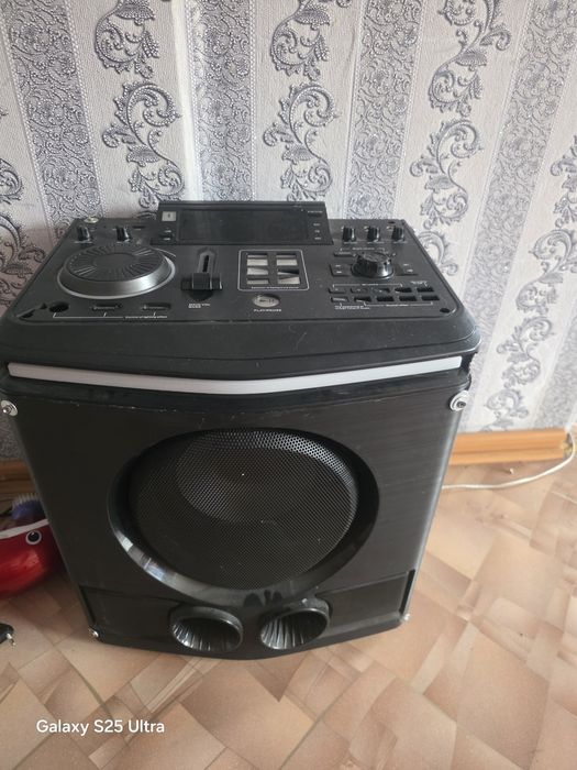 Продам центр б/у