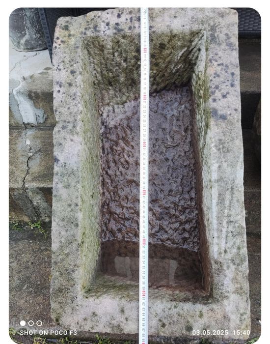 Каменни корита за декорация