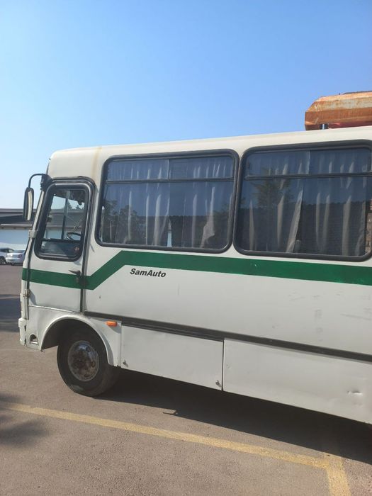 Продам автобус отайул 1998 год средним состояние на метан