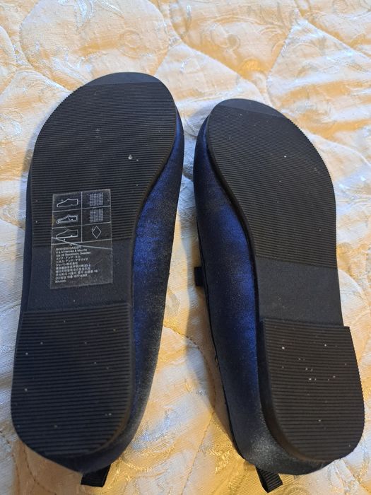 Нови обувки тип балеринки 29 номер марка Н&М