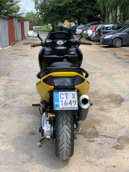 Yamaha T-max 500