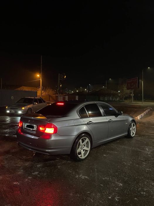 Продам BMW E90 рестайлинг