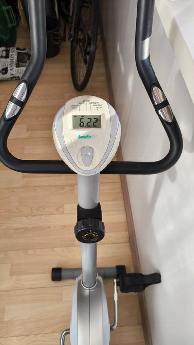 Велотренажер продам