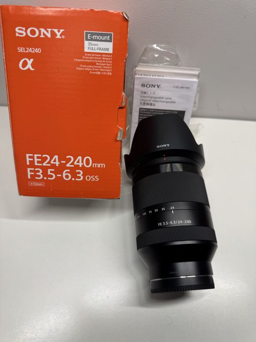 Obiectiv Sony FE 24-240 F3.5-6.3 ca nou (100 cadre)