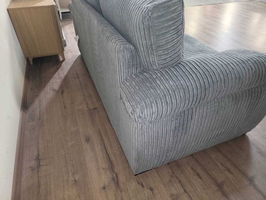 Сив диван от плат с функция сън