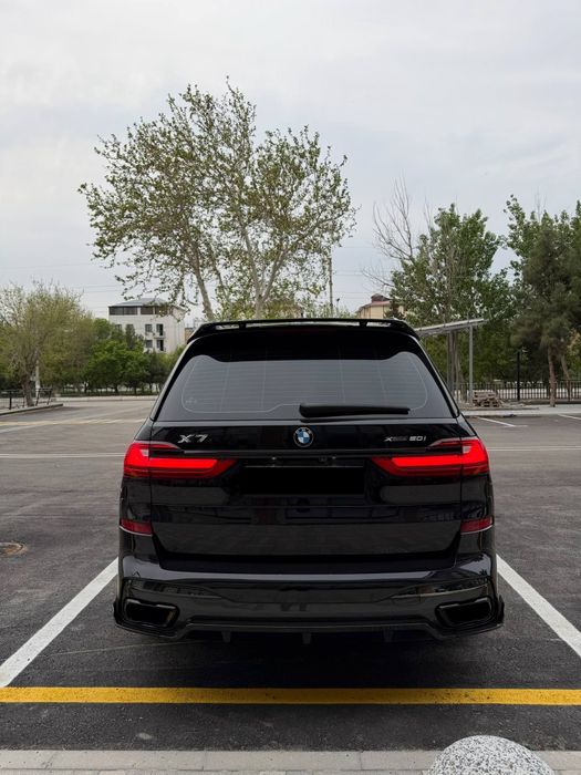 Bmw X7 drive 50i Full Pozitsya 4.4 tiwin turbo