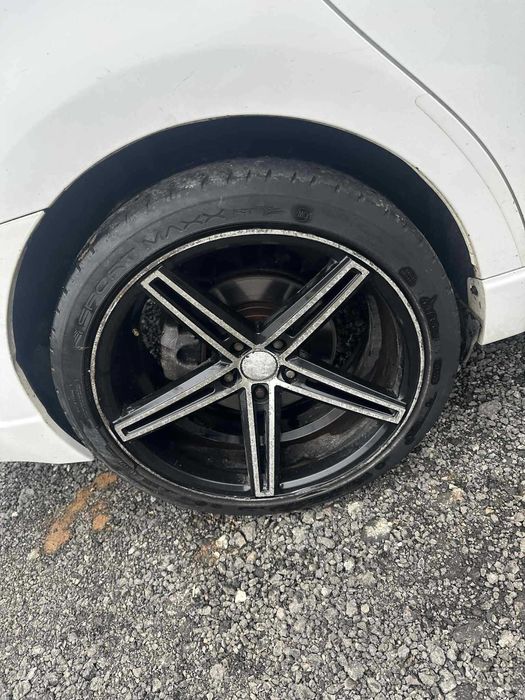 На части: Toyota Avensis 2. 0 D-4D T27, 2012 г.