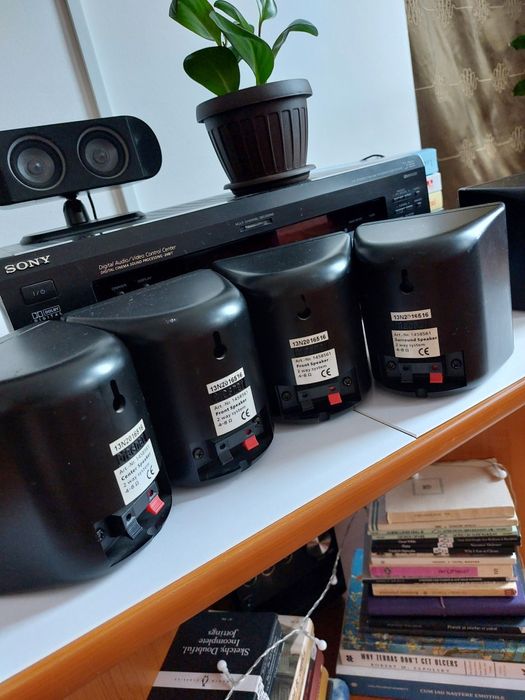 Vând Sateliți Magnat