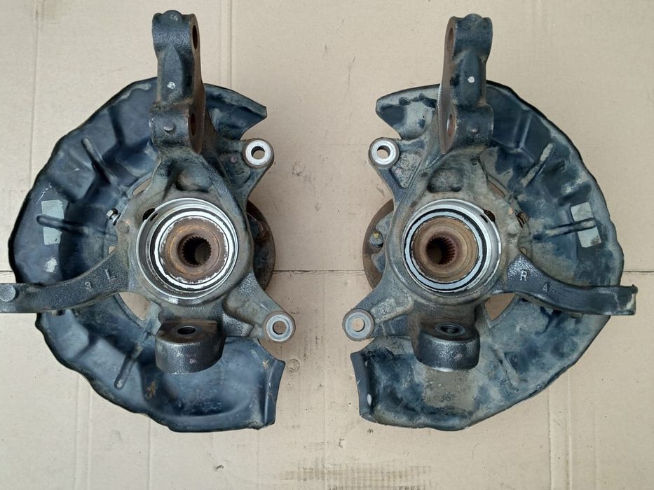 Передние цапфы Camry 40