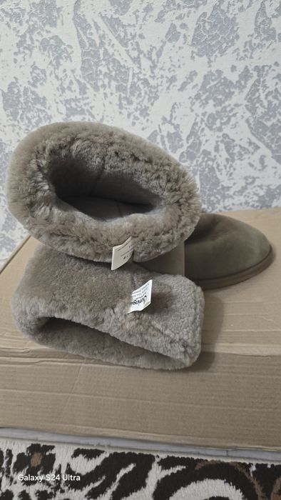 Продам зимние Уги Унты торг