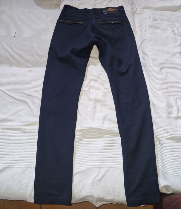 Pantaloni Slim Fit bleumarin pentru bărbați