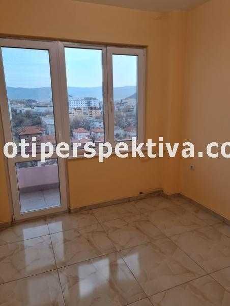 Продава се Тристаен апартамент в Пловдив, Кършияка - 86 кв.м за 1627 €/кв.м - Снимка #2