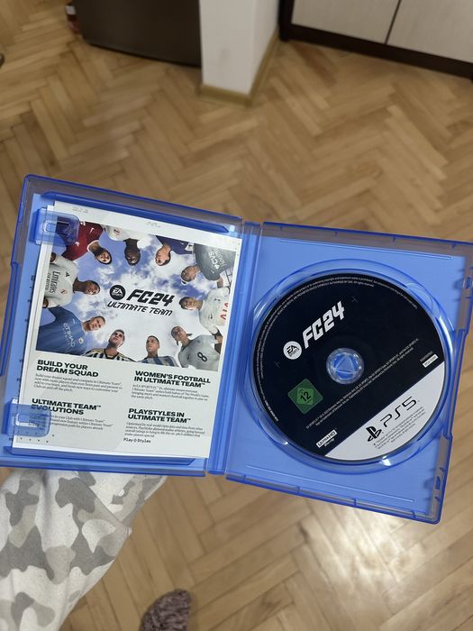 FC24 (Playstation 5)