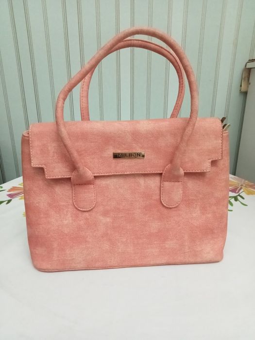 Новые сумочки! Недорого!