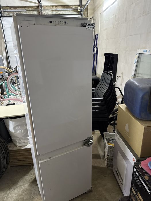 Встроенный холодильник Gorenje