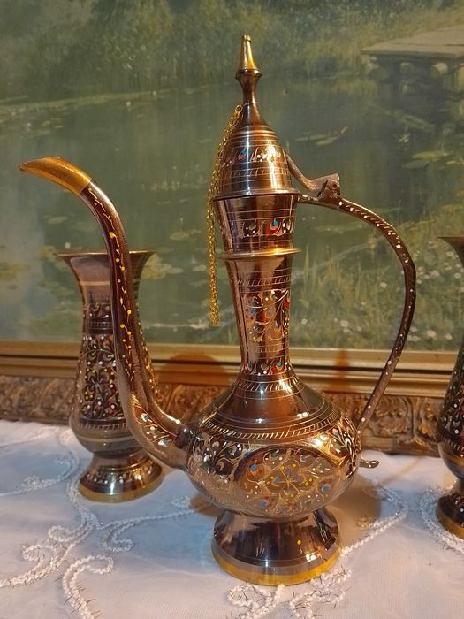 Кувшин и вазы из латуни