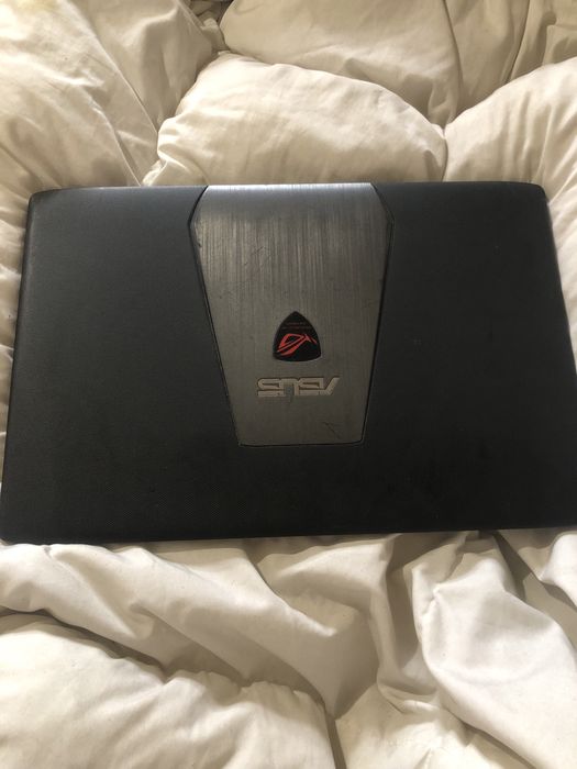 Vand laptop asus rog gaming i7