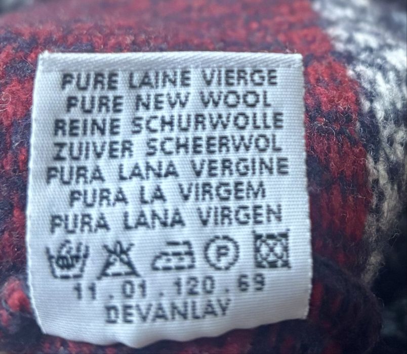 Мужской свитер Lacoste продам