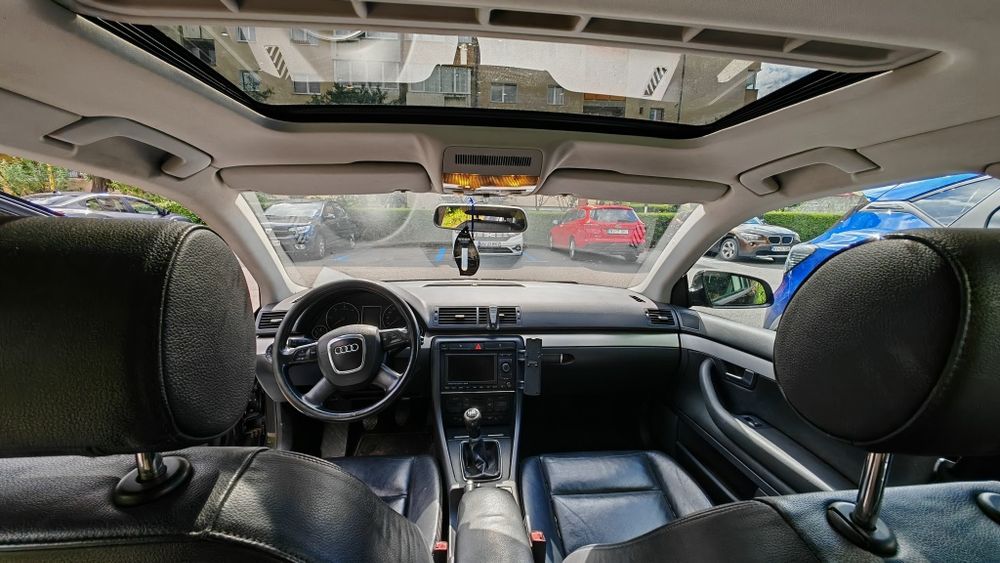 Vând Audi A4 B7 an 2006 motorizare 2.0 TDI BPW 140 CP .
