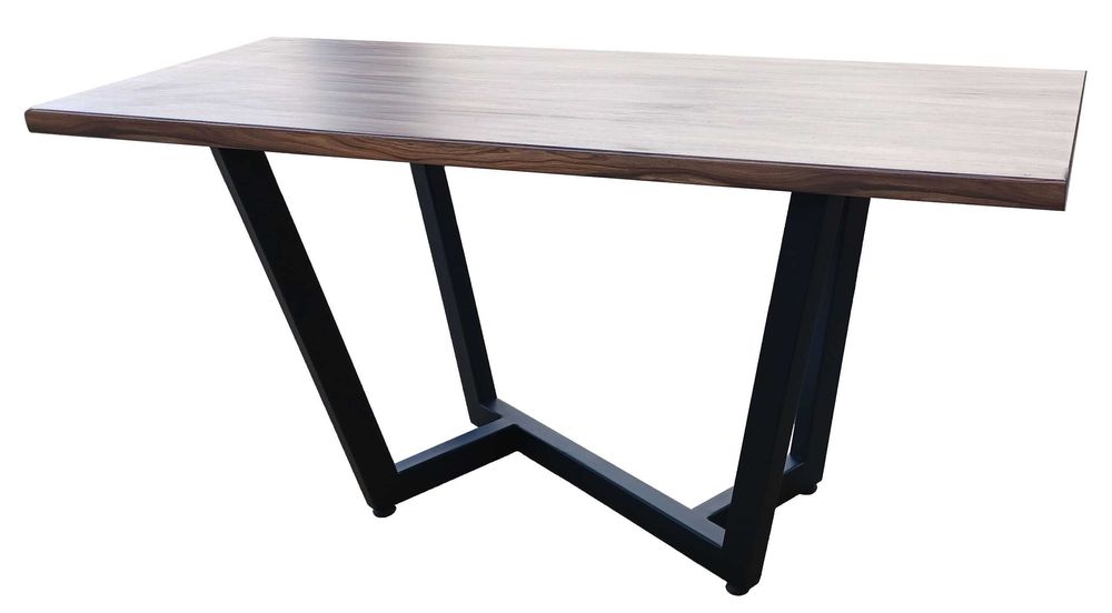 Поръчкови, класически и здрави. Метален крак за маса модел 034