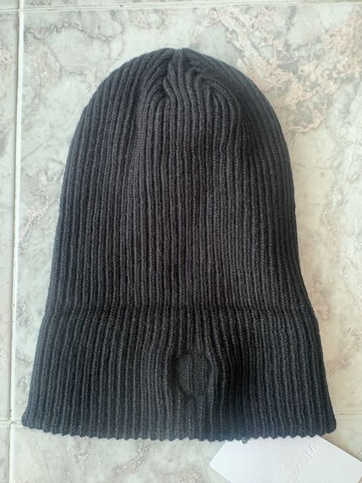 Зимна шапка Moncler