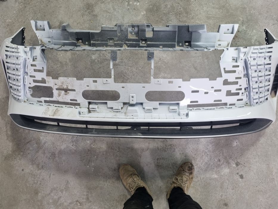 Чазор бампер б/у