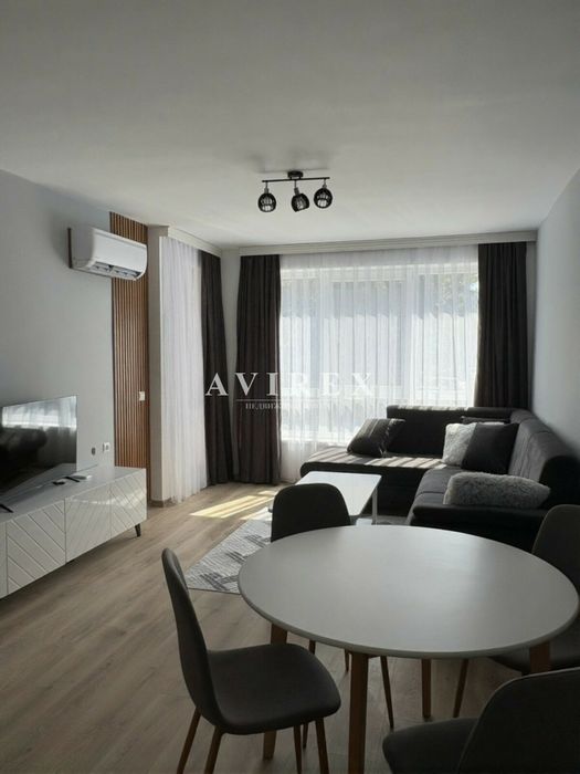 Дава се под наем Двустаен апартамент в Пловдив, Кючук Париж - 70 кв.м за 510 € - Снимка #9