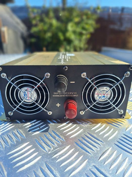 Invertor Solartronics 2000W Sinus Pur