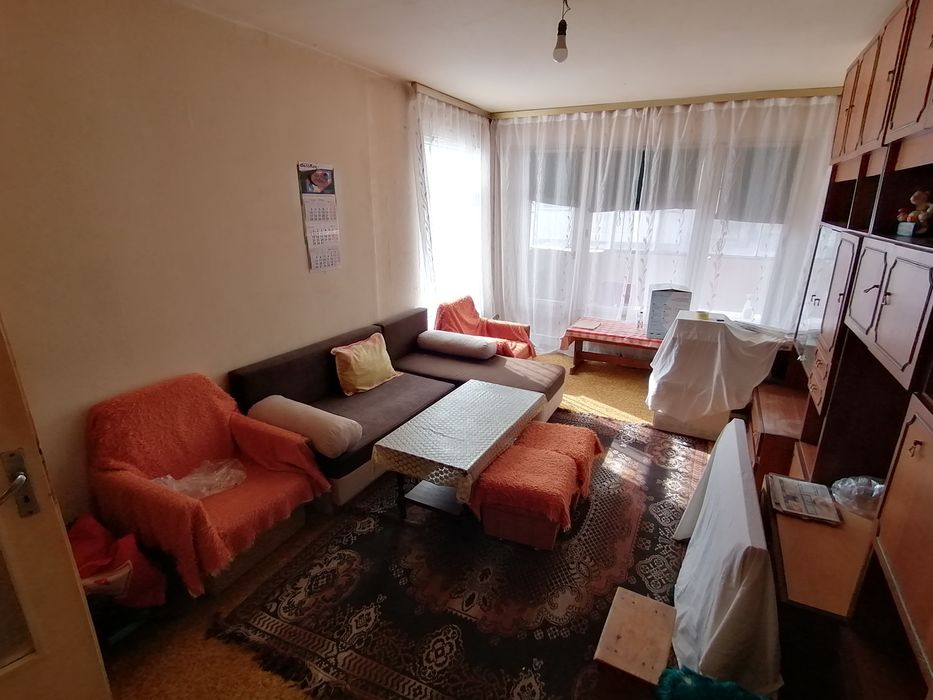 Продава се Тристаен апартамент в Завет - 76 кв.м за 671 €/кв.м - Снимка #13