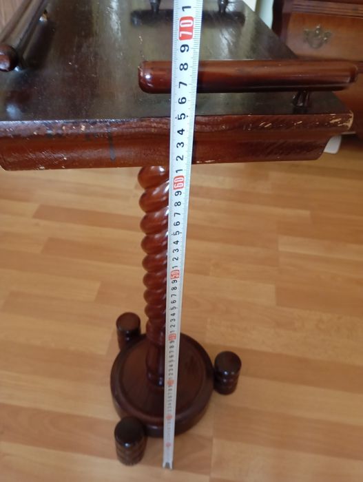 Ретро постамент, стойка