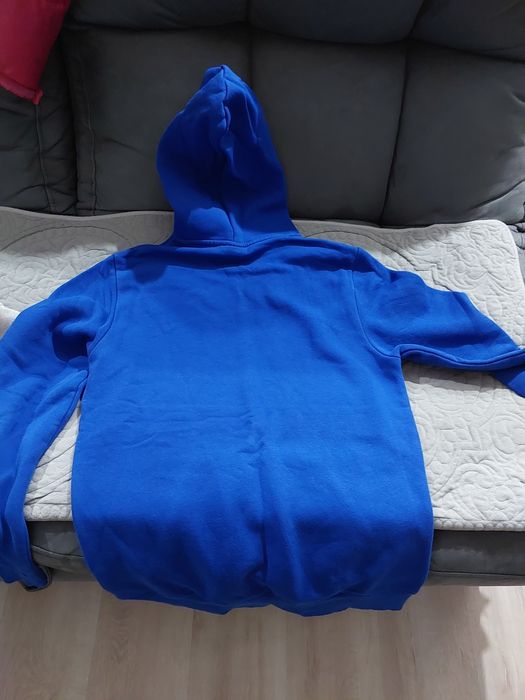 Спортивная кофта