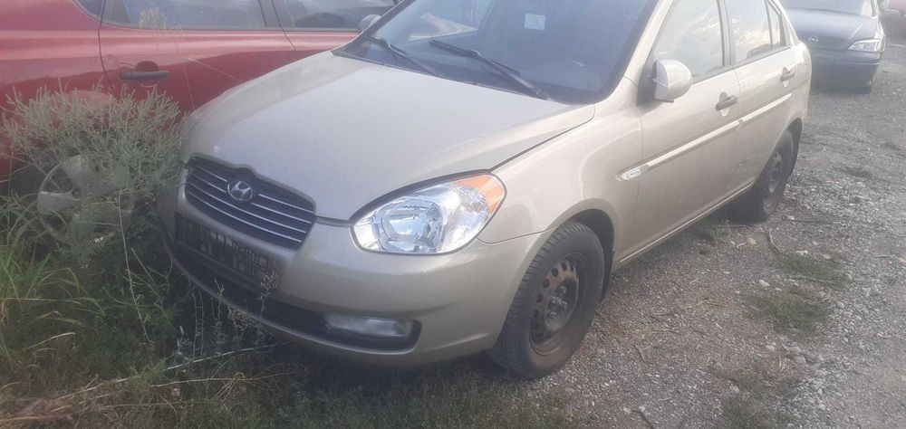 Fata Completa Hyundai Accent 3