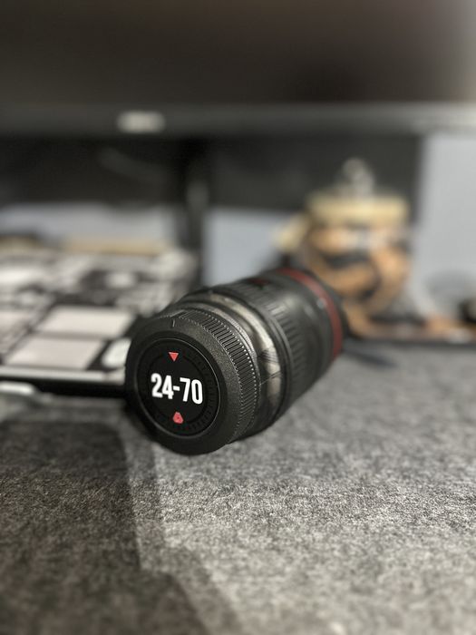 Obiectiv Canon EF 24-70