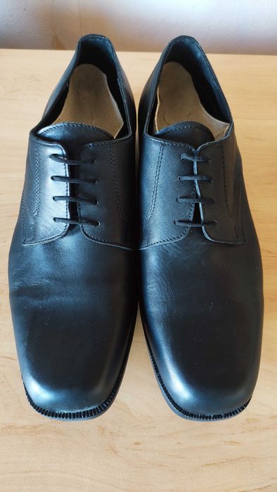 Мъжки  обувки  номер 47