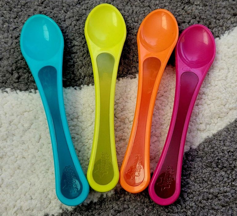 Биберони и лъжици Tommee Tippee